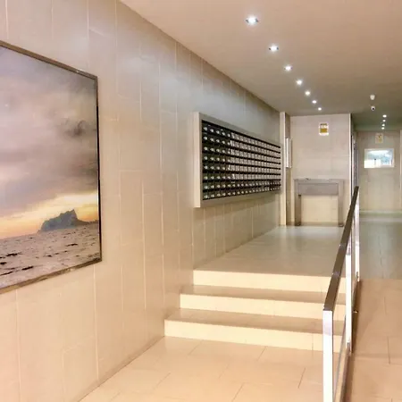 Appartement 3- Bedroom In The Centre Of With Living Room, 1 Bathroom. Calpe